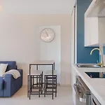 Avec Terrasse Et Piscine Appartement *
