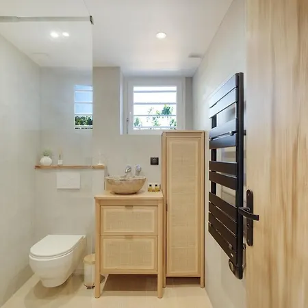 Avec Terrasse Et Piscine Apartament Antibes