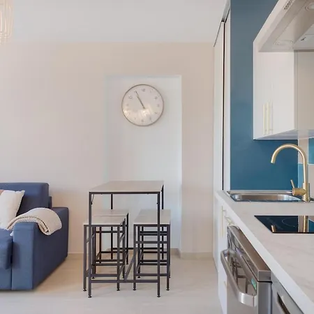 Avec Terrasse Et Piscine Apartament *