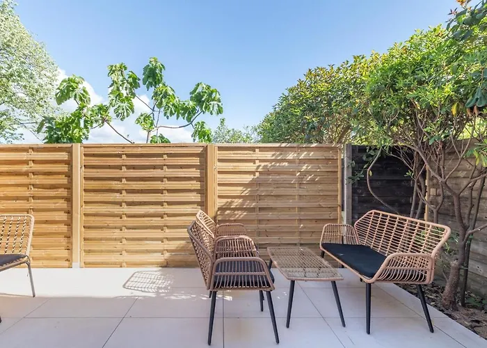 Appartamento Avec Terrasse Et Piscine Antibes