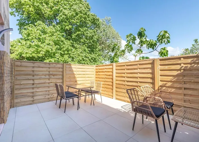 Appartamento Avec Terrasse Et Piscine